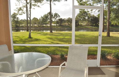 Port Saint Lucie Condo | CASTLE PINES-PGA VILLAGE GOLF COMMUNITY