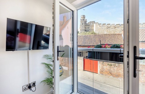 Lincoln Apartment | Castle View Apartment - UK48125