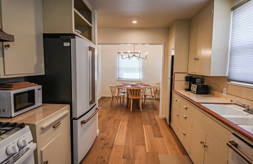 Cayucos House | Casual & Chic Monthly Cayucos Vacation Home