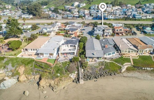 Cayucos House | Casual & Chic Monthly Cayucos Vacation Home
