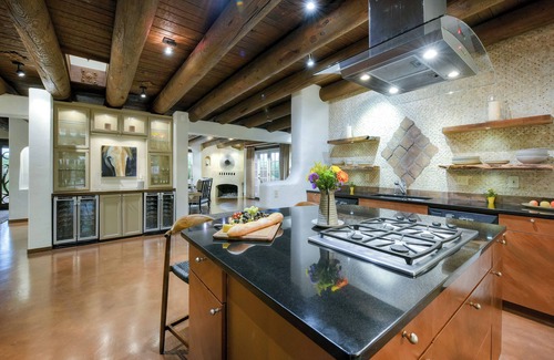 Casas Adobes House | Catalina Foothills oasis on 2.1 acres with private pool & putting green