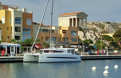 Corse-du-Sud Boat Rental | Catamaran Bali 4.5 Cabine Privative Avec sde et wc