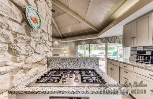 Ruidoso Downs House | Catch a "Tiger by the Tail"! Pet Friendly with pool table.