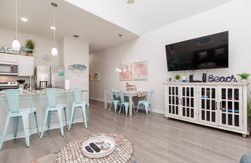 Corpus Christi House | Catch the Wave to Your Pet-Friendly Beachside Escape