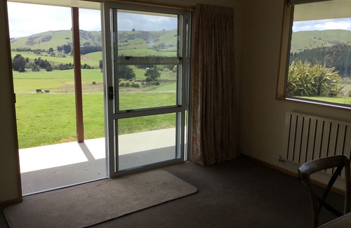 Owaka House | Catlins Aurora - The perfect getaway for couples, families or small groups