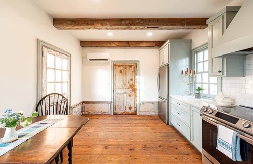 Waco House | Catskill upstairs suite - The Mohawk Valley House