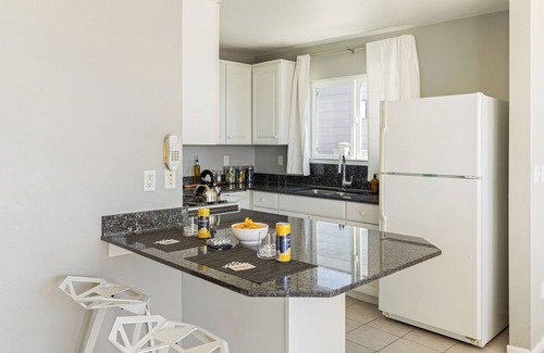 Cayucos House | Cayucos Duo | 2 Bungalows w/Views & Lounge Space | Pet Friendly