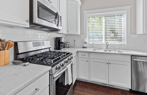 Coeur d'Alene House | CDA home walking distance to beaches, parks, library and downtown boutiques