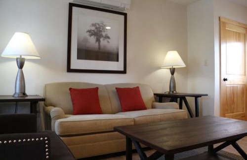 New Haven Resort | Cedar Creek