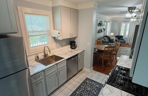 Cedar Falls House | Cedar Falls Home Between Downtown & UNI