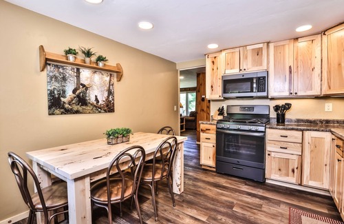 St Germain Cottage | Cedar Lodge: Lakefront Cabin - Wi-Fi, Free Firewood, Generator, No Cleaning Fee!
