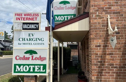 Armidale City Centre Hotel | Cedar Lodge Motel