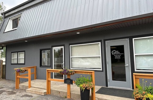 Cedar Rapids Apartment | Cedar Rapids Getaway