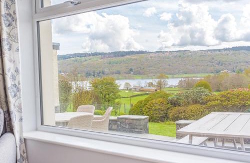 Coniston House | Cedar Wood Coniston