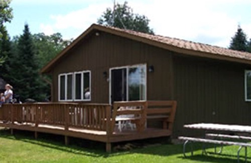 St Germain Cottage | Cedar Year Round Cottage Rental