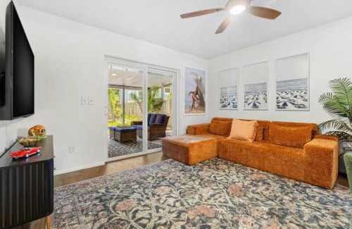 Gulfport House | Celebrate Holidays at our Stylish Gulfport House with Pool! Steps to Downtown Restaurants, Shops & Gulfport Beaches!