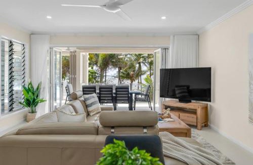 Palm Cove Apartment | Celeste at Island Views - Resort Living by the Sea