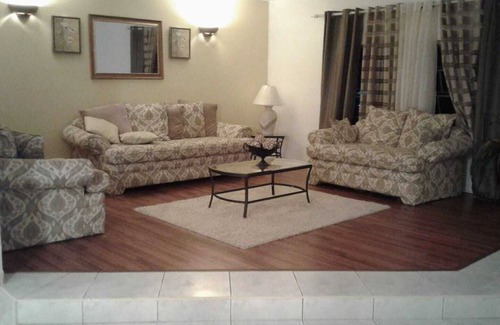 Bahamas Terrace House | Celestial Suites boasts is a clean, comfortable, safe and relaxing environment