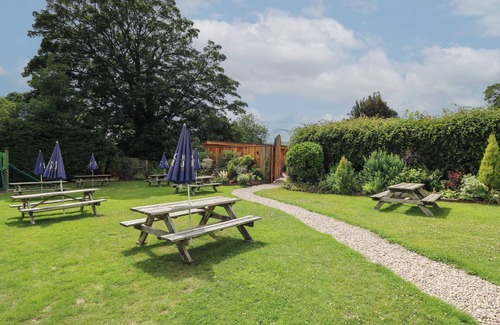 Llangadfan Cottage | CELYN, pet friendly, character holiday cottage in Llangadfan