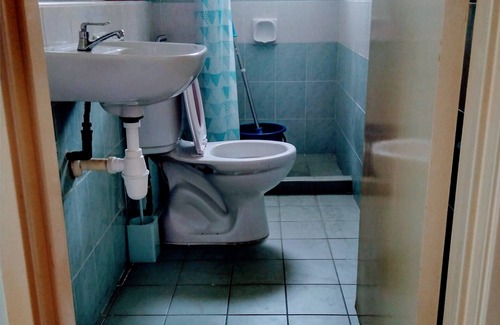 Tampoi Apartment | Center located room at the condo with Swimming Pool view at balcony