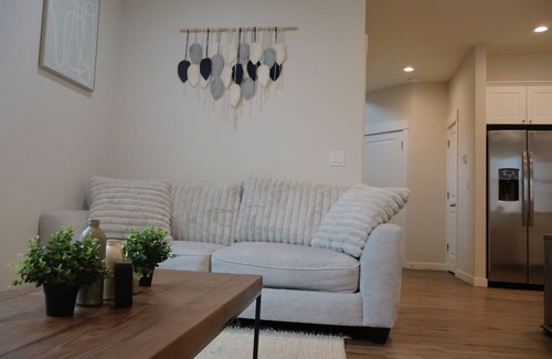 Vancouver House | Center of Downtown Luxury Modern Home W/Game Room