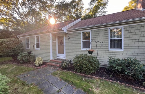 Centerville House | Centerville 2 bedroom 1.5 bath ranch with central AC, Great backyard, centrally located sleeps 4