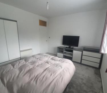 Wolverhampton Apartment | Central 2 bed apartment
