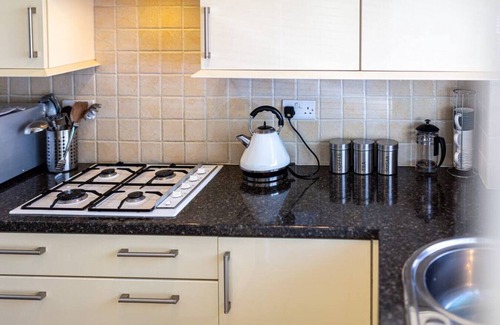 Cheltenham House | Central 2 Bed House with Garden and Free Parking