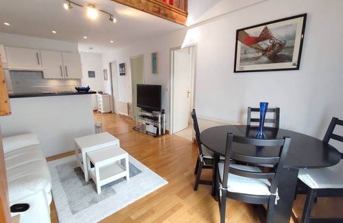Perros-Guirec Apartment | Central Apartment with WIFI, Parking, and Balcony in Perros-Guirec