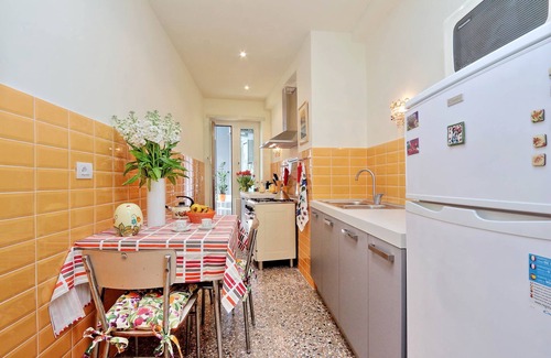 San Giovanni Apartment | Central apartment in Rome 2 bedrooms 2 bathrooms, up to 5 people near Colosseo