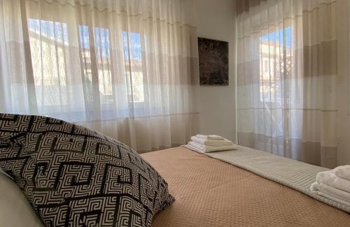 Crotone Bed & Breakfast | Central Apartments