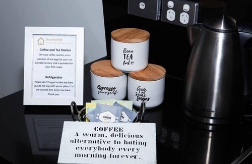 Perth Central Business District Apartment | CENTRAL CBD EXEC STUNNING VIEW WIFI NETFLIX WINE