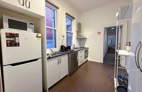 Hobart Central Business District Apartment | Central Collins Residence at Inner City