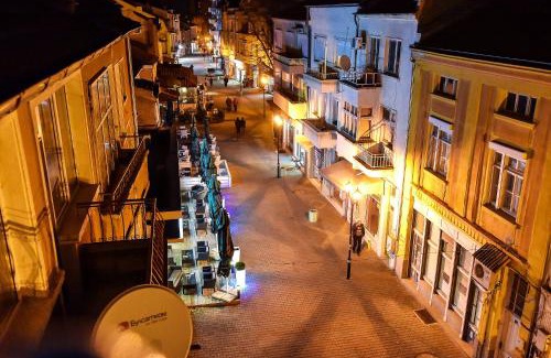 Lyaskovo Hotel | Central Guest Rooms