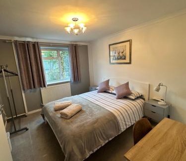 Kidlington House | Central home Kidlington