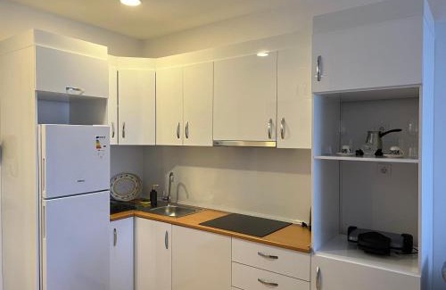 Esenyurt Apartment | Central Location Free WIFI AC Parking Garage