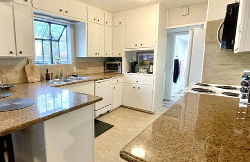 Concord House | Central location, spacious bedrooms, long term stay, and pet friendly!