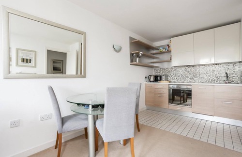 Greenwich West Apartment | Central London 2-bed Apartment