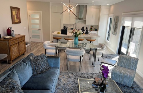 Provincetown House | Central & Quiet Modern townhome 3 levels. 5 Min walk to townhall. Parking avail