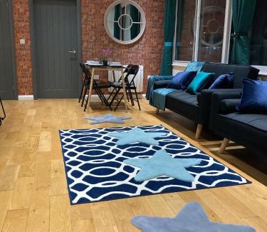 Sheffield City Centre Apartment | Central Sheffield 3BED 3BATH IV Pent-Apartment