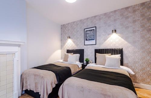 York Apartment | Central York Penthouse With Private Roof Terrace