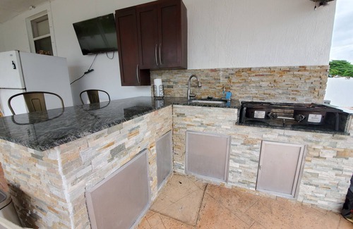 Westchester House | Centrally located 4 bds/3baths heated pool home in the heart of Miami!