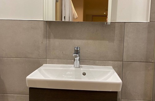 Valentines Apartment | Centrally Located, Mordern Studio Apartment