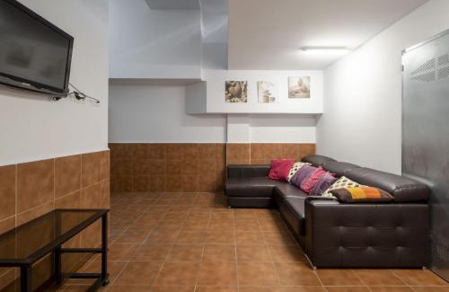 Sants-Montjuic House | Centric apartment gran via fira montjuic