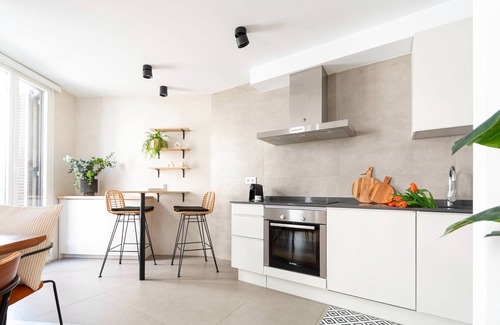 San Sebastian Centro Apartment | ☆Centric Spacious⎮7 balconies⎮A/C ☆