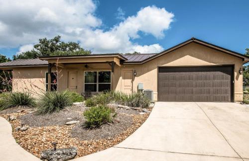 Spring Branch House | Century Oak House - Casita A