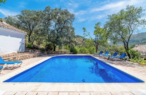 Priego de Cordoba Cottage | Cerro de la Cruz, a charming farmhouse with excellent views, peace and relaxation.