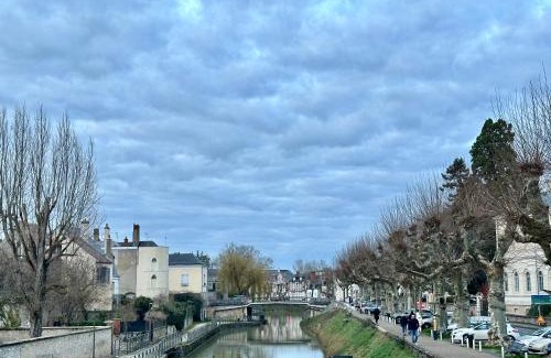 Montbouy House | cette annonce ne fonctionne pas