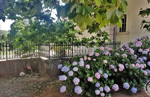 Emeringes House | Château d'Emeringes - EMERINGES