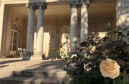 Evecquemont House | Château du Prieuré Évecquemont